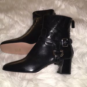 💚 NEW PRADA ITALIAN LEATHER BOOTS